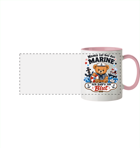 Mama ist bei der Marine – ich hab’s im Blut - Panorama Tasse zweifarbig